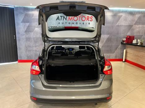 FORD Focus Hatch 1.6 16V 4P SE FLEX, Foto 9