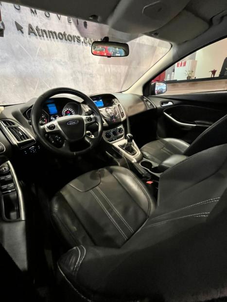 FORD Focus Hatch 1.6 16V 4P SE FLEX, Foto 14