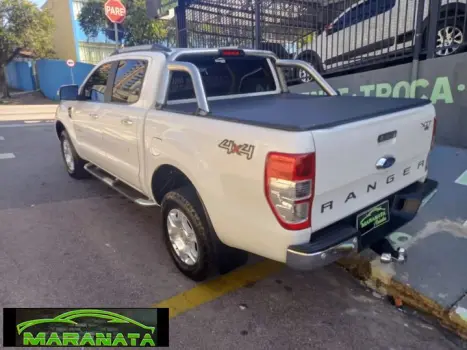 FORD Ranger 3.2 20V XLT 4X4 CABINE DUPLA TURBO DIESEL AUTOMTICO, Foto 4