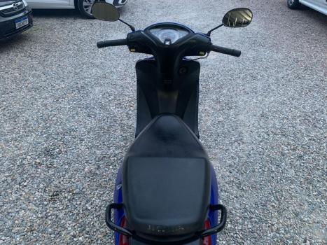HONDA Biz 125 EX, Foto 4
