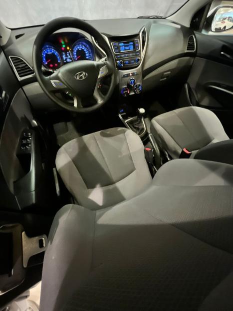 HYUNDAI HB 20 Sedan 1.0 12V 4P FLEX UNIQUE, Foto 13