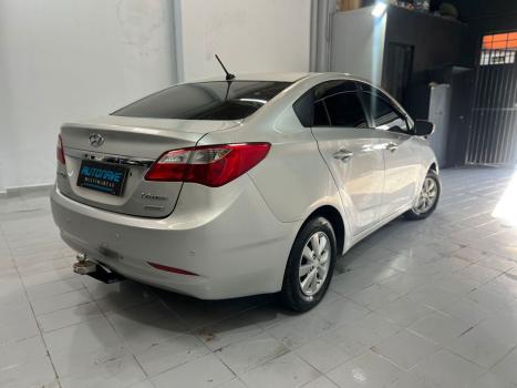 HYUNDAI HB 20 Sedan 1.6 16V 4P FLEX COMFORT PLUS AUTOMTICO, Foto 4