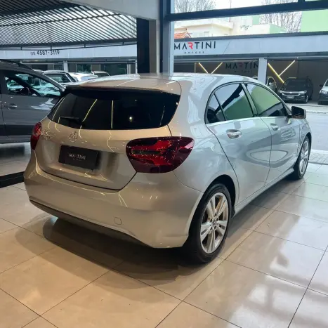 MERCEDES-BENZ A 200 1.6 16V 4P TURBO AUTOMTICO, Foto 8