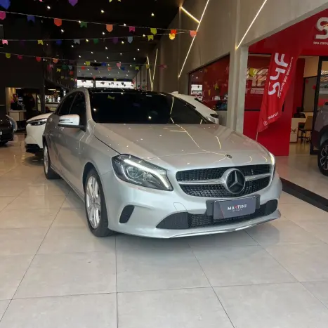 MERCEDES-BENZ A 200 1.6 16V 4P TURBO AUTOMTICO, Foto 4