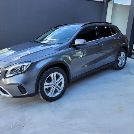 MERCEDES-BENZ GLA 200 1.6 16V 4P FLEX CGI STYLE TURBO AUTOMTICO, Foto 6