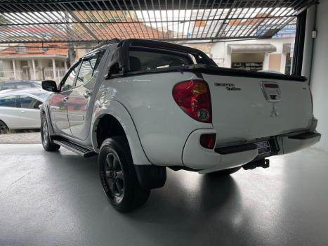 MITSUBISHI L 200 Triton 3.2 16V HPE 4X4 CABINE DUPLA TURBO DIESEL INTERCOOLER AUTOMTICO, Foto 12