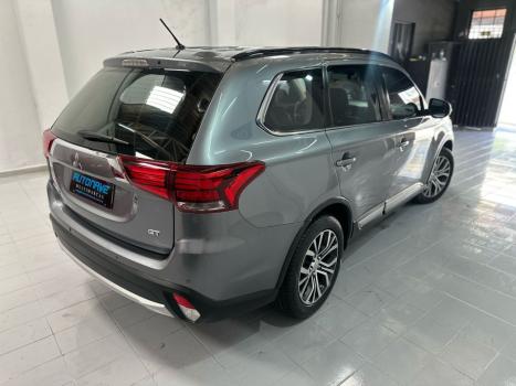 MITSUBISHI Outlander 3.0 V6 24V 4P GT 4X4 AUTOMTICO, Foto 4