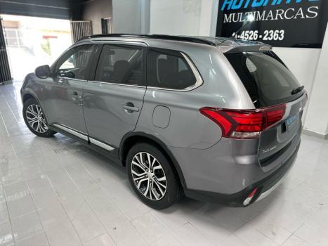 MITSUBISHI Outlander 3.0 V6 24V 4P GT 4X4 AUTOMTICO, Foto 5