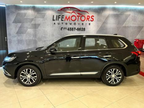 MITSUBISHI Outlander 3.0 V6 24V 4P GT 4X4 AUTOMTICO, Foto 3