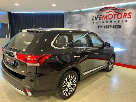 MITSUBISHI Outlander 3.0 V6 24V 4P GT 4X4 AUTOMTICO, Foto 6