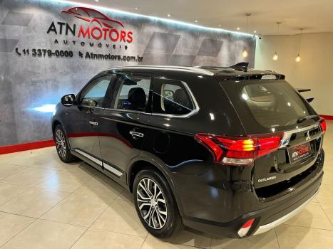 MITSUBISHI Outlander 3.0 V6 24V 4P GT 4X4 AUTOMTICO, Foto 3