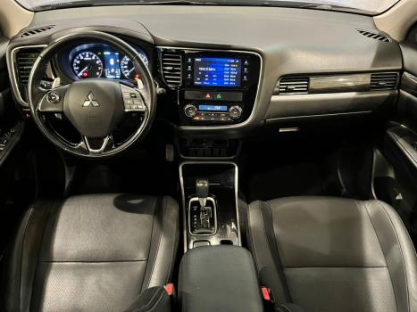 MITSUBISHI Outlander 3.0 V6 24V 4P GT 4X4 AUTOMTICO, Foto 11