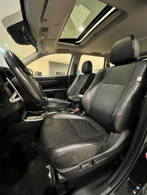 MITSUBISHI Outlander 3.0 V6 24V 4P GT 4X4 AUTOMTICO, Foto 15