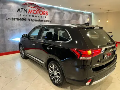 MITSUBISHI Outlander 3.0 V6 24V 4P GT 4X4 AUTOMTICO, Foto 4