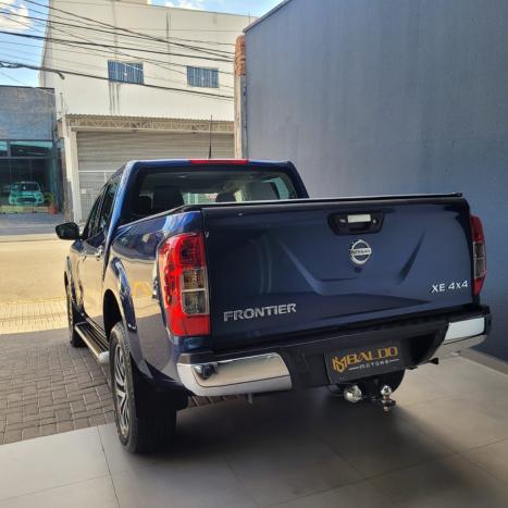 NISSAN Frontier 2.3 16V XE 4X4 CABINE DUPLA BI-TURBO DIESEL AUTOMTICO, Foto 3