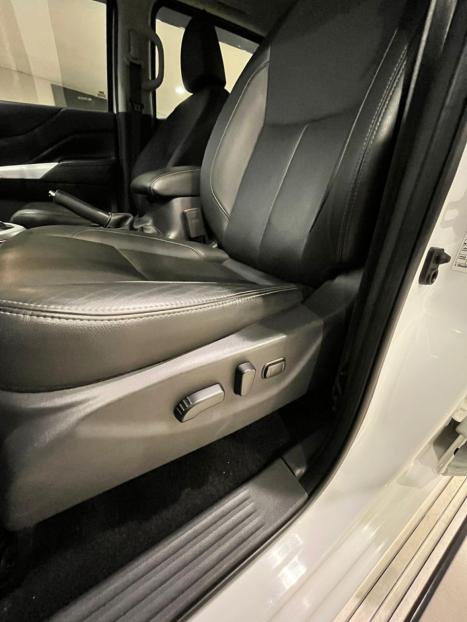 NISSAN Frontier 2.3 16V XE 4X4 CABINE DUPLA BI-TURBO DIESEL AUTOMTICO, Foto 14
