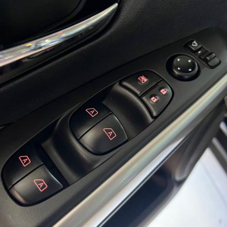 NISSAN Kicks 1.6 16V 4P FLEXSTART EXCLUSIVE XTRONIC AUTOMTICO CVT, Foto 15