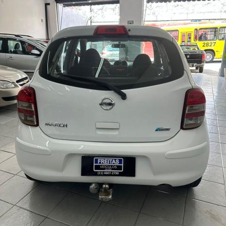 NISSAN March 1.6 16V 4P SV FLEX, Foto 5
