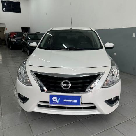 NISSAN Versa Sedan 1.6 16V 4P UNIQUE FLEX XTRONIC AUTOMTICO CVT, Foto 2