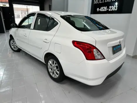 NISSAN Versa Sedan 1.0 4P FLEX S, Foto 4