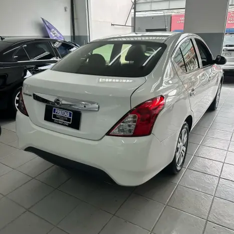 NISSAN Versa Sedan 1.0 4P FLEX S, Foto 3