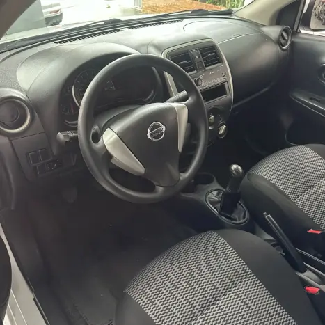 NISSAN Versa Sedan 1.0 4P FLEX S, Foto 5