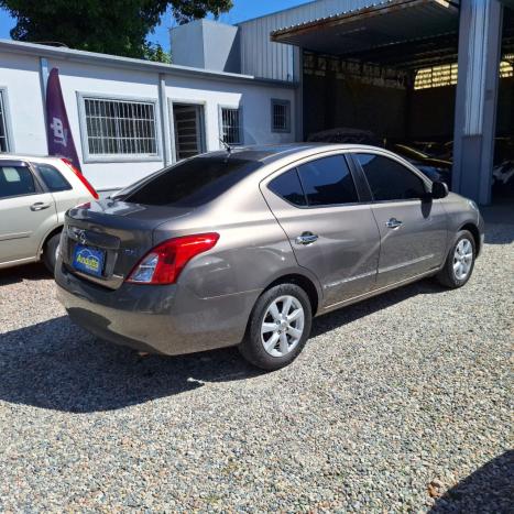 NISSAN Versa Sedan 1.6 16V 4P FLEX SL, Foto 14