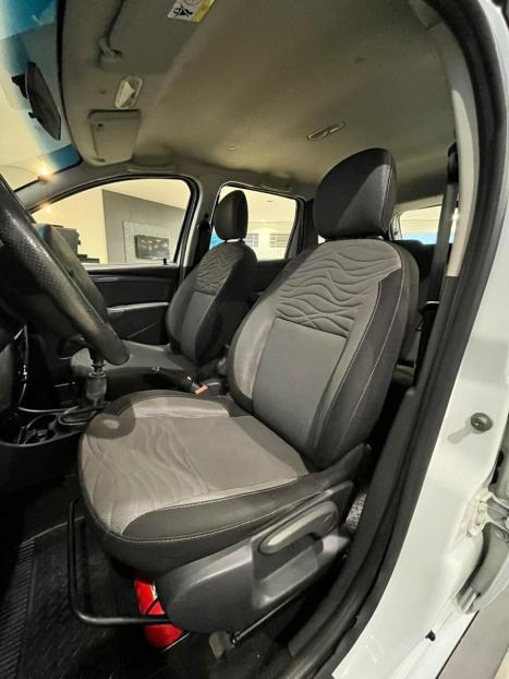 RENAULT Duster 2.0 16V 4P FLEX TECH ROAD, Foto 14