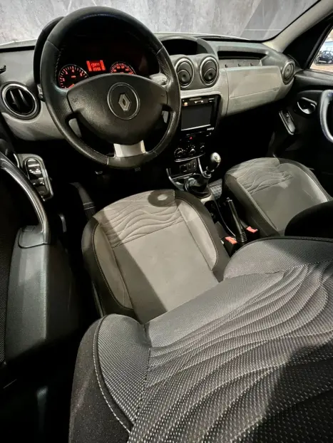 RENAULT Duster 2.0 16V 4P FLEX TECH ROAD, Foto 12