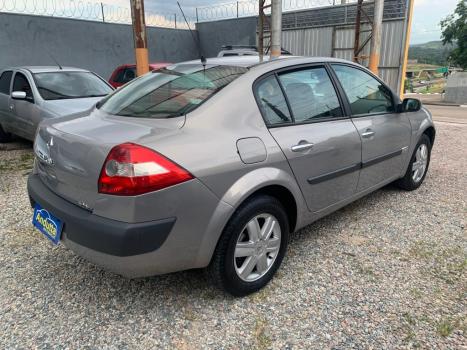 RENAULT Megane Sedan 1.6 16V 4P FLEX DYNAMIQUE, Foto 4