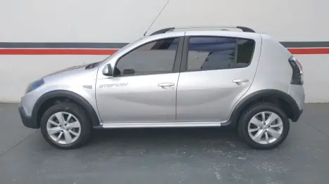 RENAULT Sandero 1.6 4P FLEX STEPWAY, Foto 4