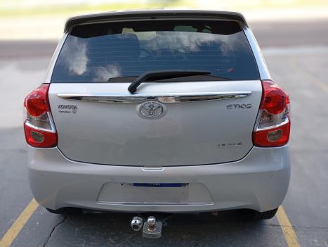 TOYOTA Etios Hatch 1.5 16V 4P FLEX XLS, Foto 2