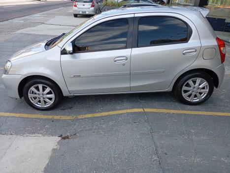 TOYOTA Etios Hatch 1.5 16V 4P FLEX XLS, Foto 3