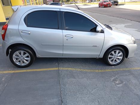TOYOTA Etios Hatch 1.5 16V 4P FLEX XLS, Foto 4