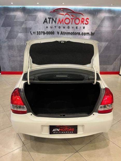TOYOTA Etios Hatch 1.5 16V 4P FLEX XS, Foto 8