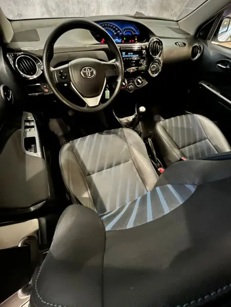 TOYOTA Etios Hatch 1.5 16V 4P FLEX XS, Foto 14