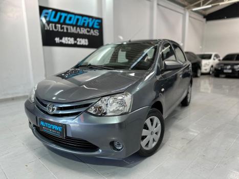 TOYOTA Etios Hatch 1.3 16V 4P FLEX X, Foto 2