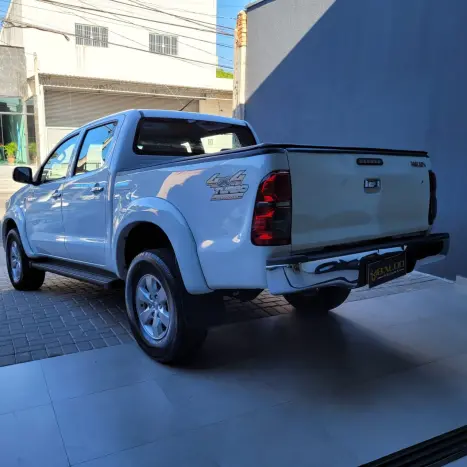 TOYOTA Hilux Caminhonete 3.0 4P SRV DIESEL CABINE DUPLA, Foto 3