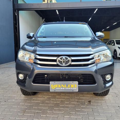 TOYOTA Hilux Caminhonete 2.7 16V 4P SRV FLEX 4X4  CABINE DUPLA AUTOMTICO, Foto 9