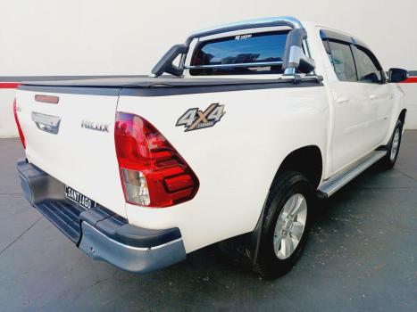 TOYOTA Hilux Caminhonete 2.8 16V 4P SR 4X4 DIESEL CABINE DUPLA AUTOMTICO, Foto 6