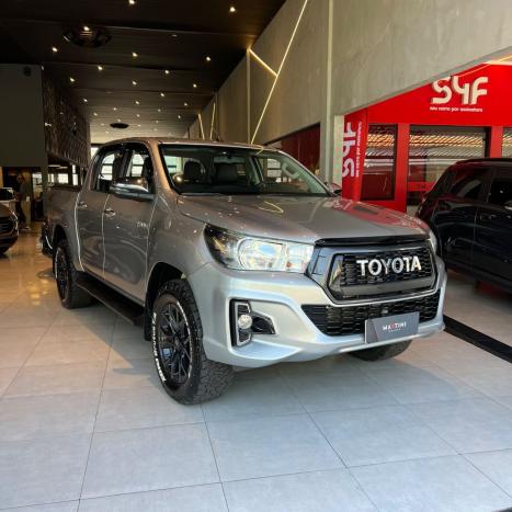 TOYOTA Hilux Caminhonete 2.8 16V SRV 4X4 DIESEL CABINE DUPLA AUTOMTICO, Foto 4