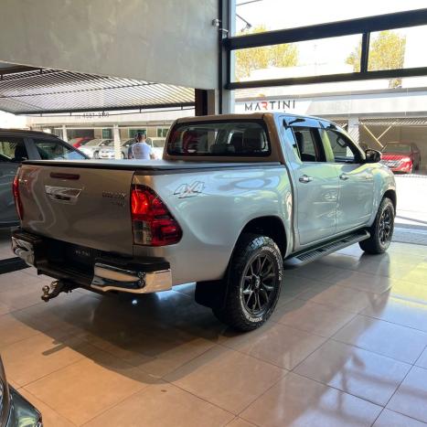 TOYOTA Hilux Caminhonete 2.8 16V SRV 4X4 DIESEL CABINE DUPLA AUTOMTICO, Foto 8