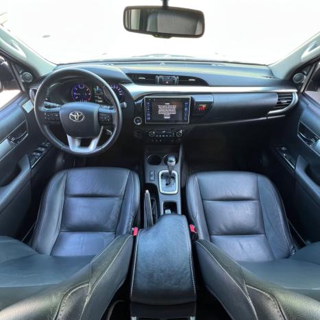 TOYOTA Hilux Caminhonete 2.8 16V SRV 4X4 DIESEL CABINE DUPLA AUTOMTICO, Foto 9