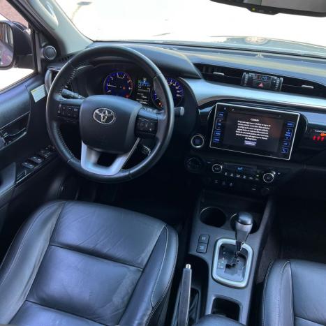 TOYOTA Hilux Caminhonete 2.8 16V SRV 4X4 DIESEL CABINE DUPLA AUTOMTICO, Foto 10