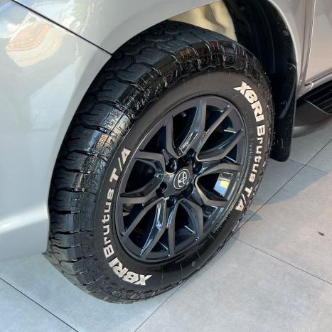 TOYOTA Hilux Caminhonete 2.8 16V SRV 4X4 DIESEL CABINE DUPLA AUTOMTICO, Foto 17