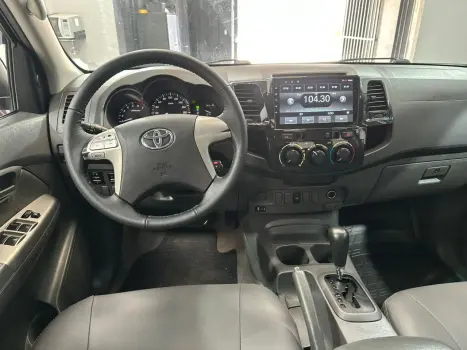 TOYOTA Hilux Caminhonete 2.7 16V 4P SR FLEX CABINE DUPLA AUTOMTICO, Foto 7