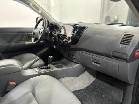TOYOTA Hilux Caminhonete 2.7 16V 4P SR FLEX CABINE DUPLA AUTOMTICO, Foto 8