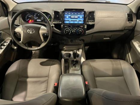 TOYOTA Hilux Caminhonete 2.7 16V 4P SR CABINE DUPLA, Foto 12