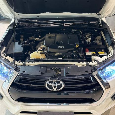 TOYOTA Hilux Caminhonete 2.8 16V SRV 4X4 DIESEL CABINE DUPLA AUTOMTICO, Foto 5