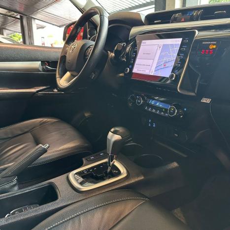 TOYOTA Hilux Caminhonete 2.8 16V SRV 4X4 DIESEL CABINE DUPLA AUTOMTICO, Foto 13